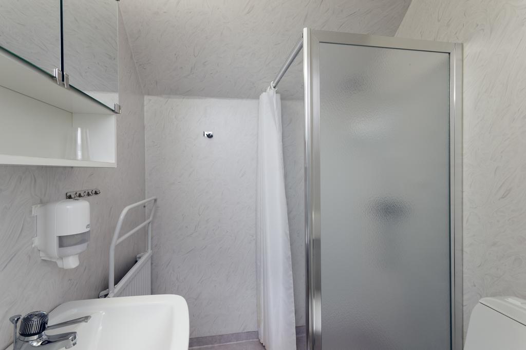 Wisingsoe Hotell Visingso Exterior photo